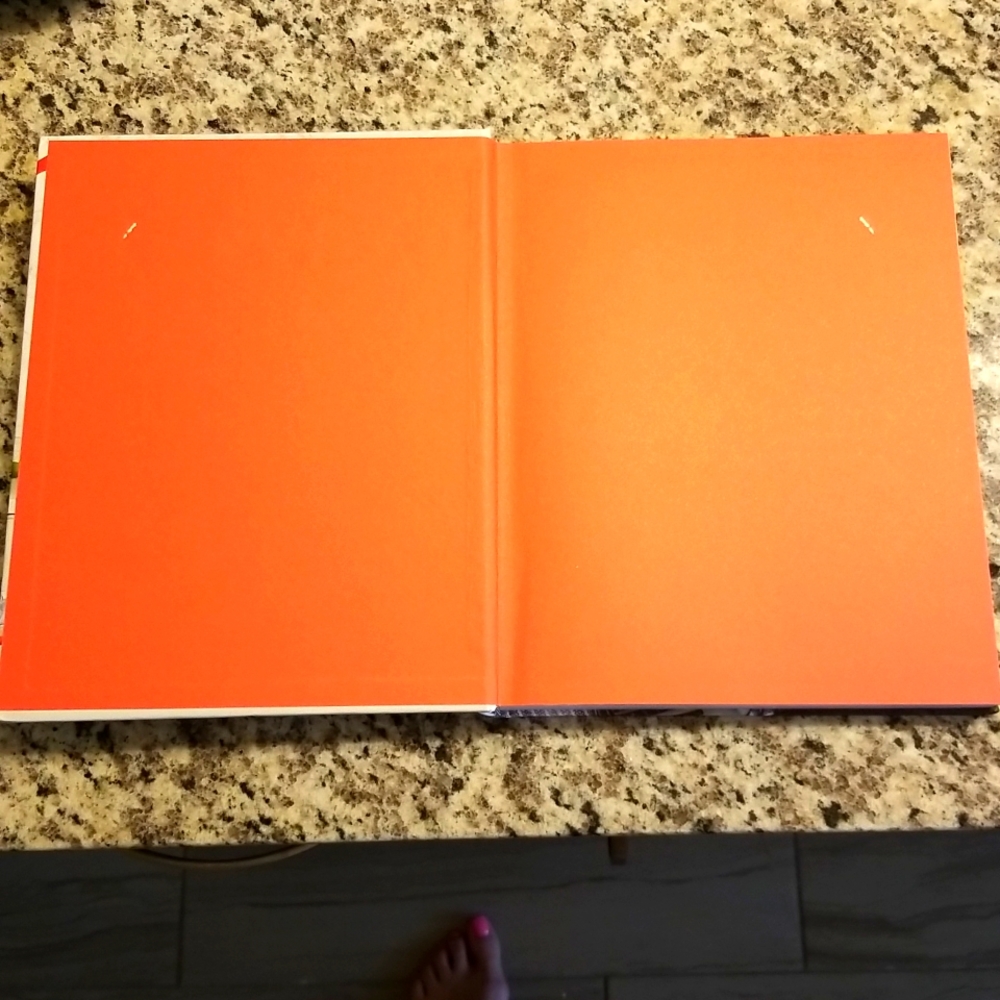 DONATED Cravings by Chrissy Teigen - Picture 3 of 8
